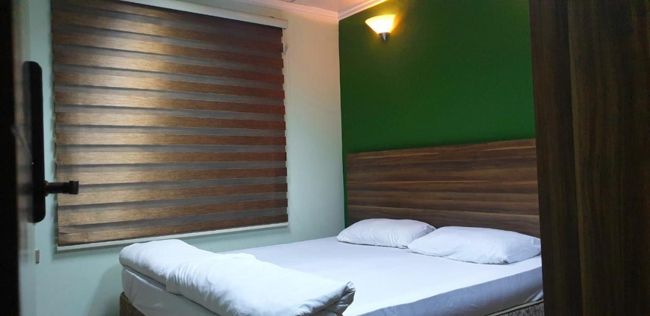 Janet Bludan Hotel เอร์เบล ภายนอก รูปภาพ